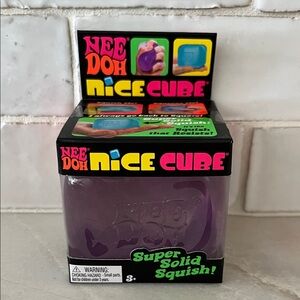 NeeDoh Nice Cube Purple Super Solid Squish